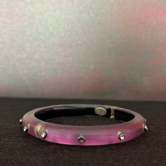 ALEXIS BITTAR PURPLE BRACELET W/RHINESTONES - Picture 7 of 15